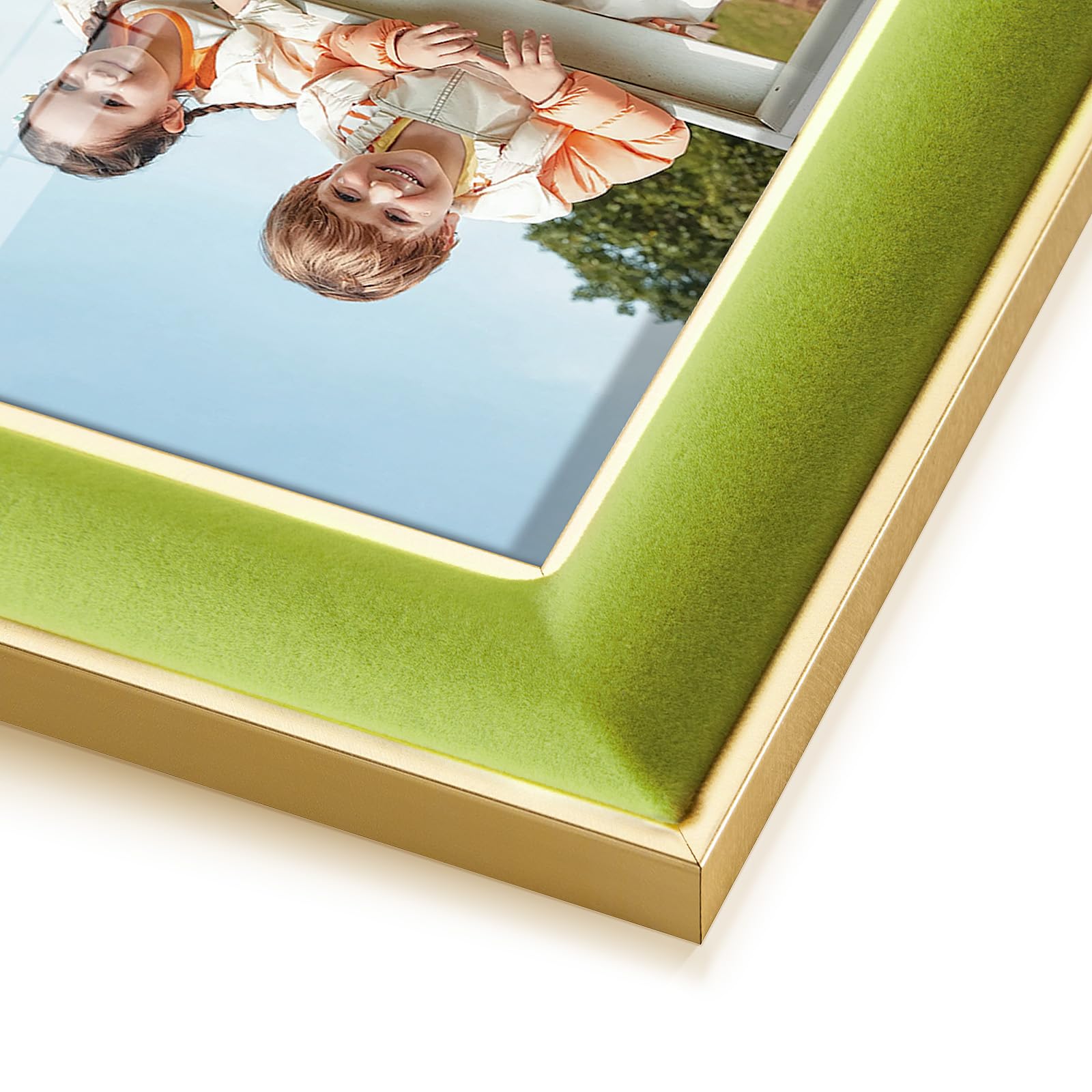 KSROECUD 5x7 Velvet Picture Frame, Light Green Photo Frames with Modern Simple Metallic Gold Border, HD Real Glass Horizontal &